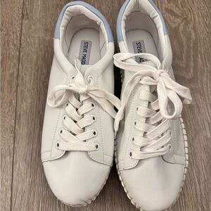Steve Madden White Women's Sneakers
